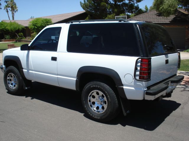 1997 GMC Yukon EX Manual 2WD
