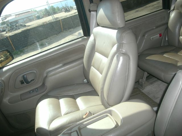 1998 GMC Yukon 4x4 Crew Cab LE