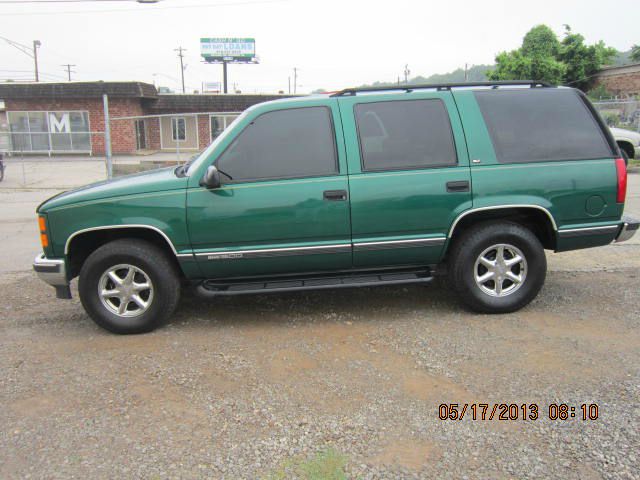 1999 GMC Yukon 4x4 Crew Cab LE