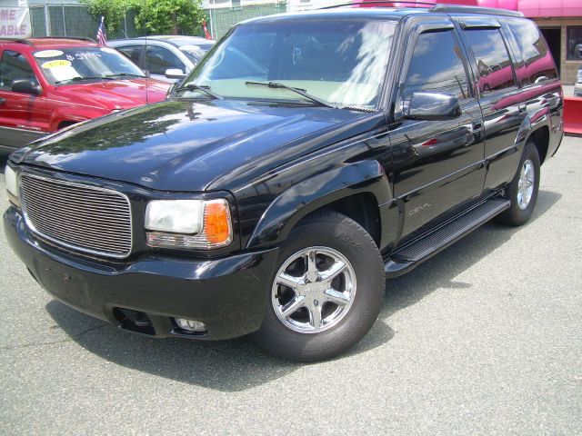 1999 GMC Yukon New Beetle Hatchback 2D