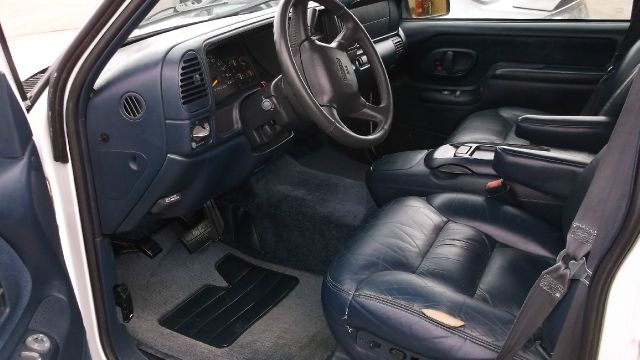 1999 GMC Yukon 4x4 Crew Cab LE