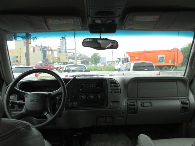 1999 GMC Yukon 4x4 Crew Cab LE