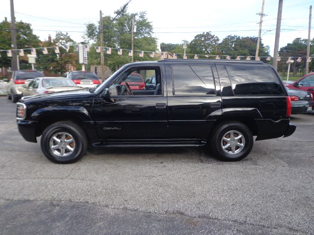 1999 GMC Yukon 4x4 Crew Cab LE
