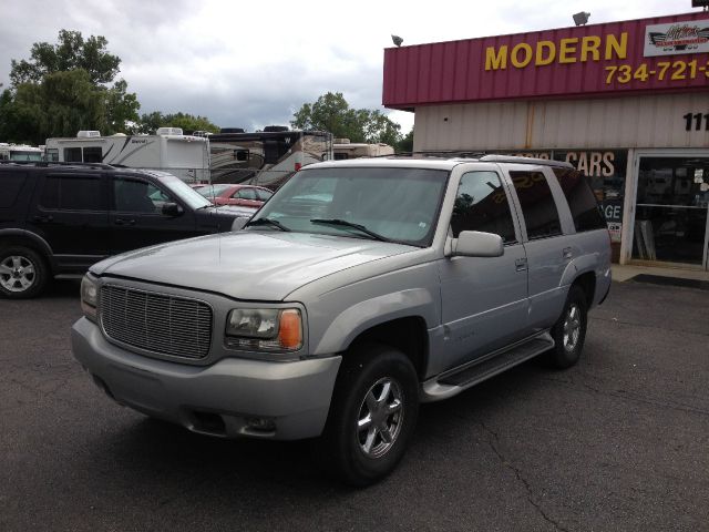 1999 GMC Yukon 4x4 Crew Cab LE
