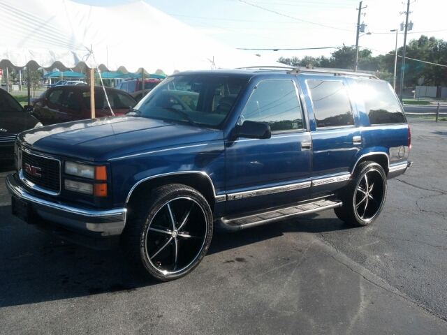 1999 GMC Yukon 4x4 Crew Cab LE