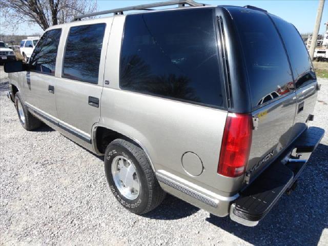 1999 GMC Yukon 2.5 S w/SL Pkg