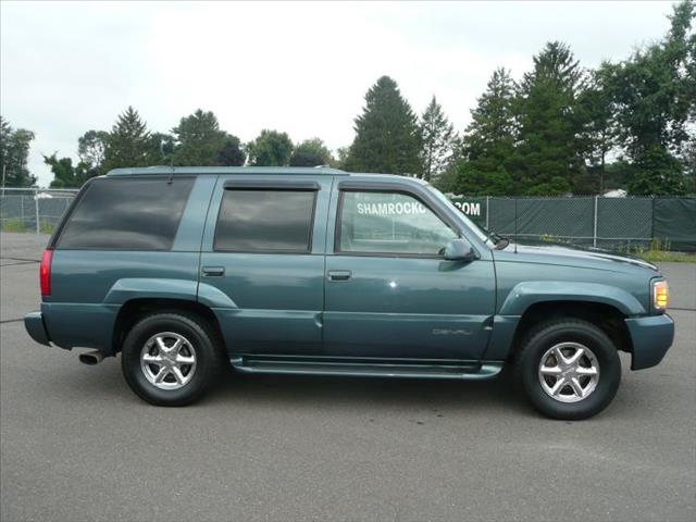 1999 GMC Yukon Ram 3500 Diesel 2-WD