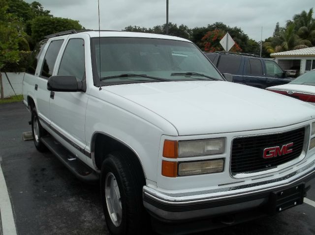 1999 GMC Yukon 4x4 Crew Cab LE