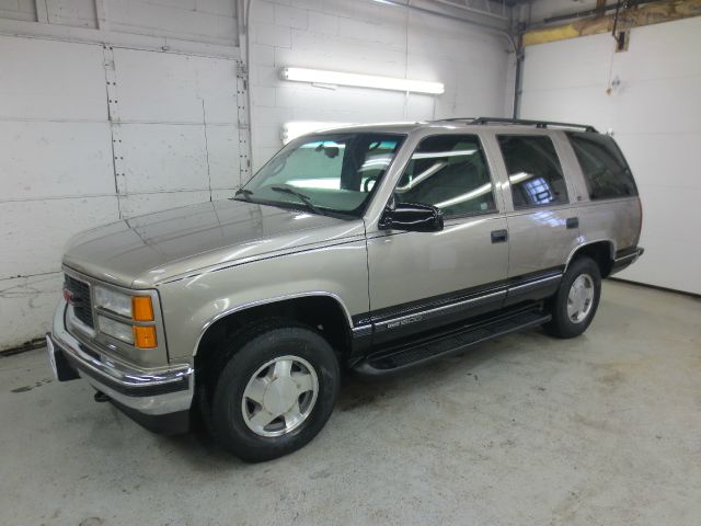 1999 GMC Yukon 4x4 Crew Cab LE