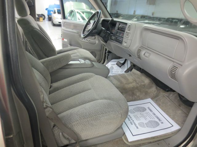1999 GMC Yukon 4x4 Crew Cab LE