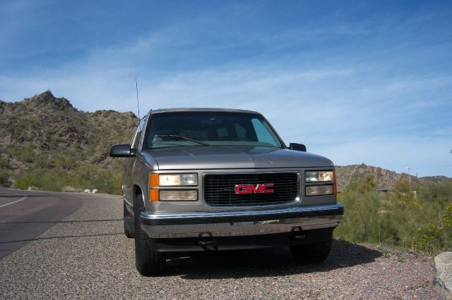 1999 GMC Yukon 4x4 Crew Cab LE