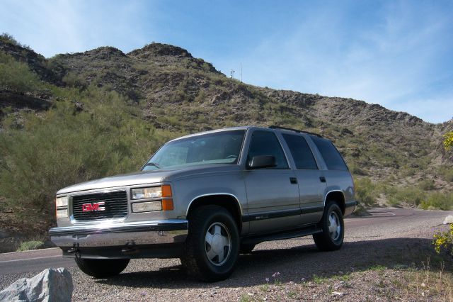 1999 GMC Yukon 4x4 Crew Cab LE