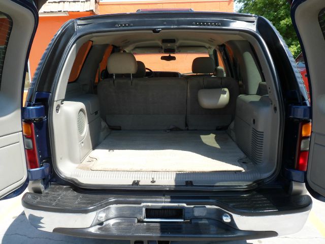 2000 GMC Yukon 4x4 Crew Cab LE