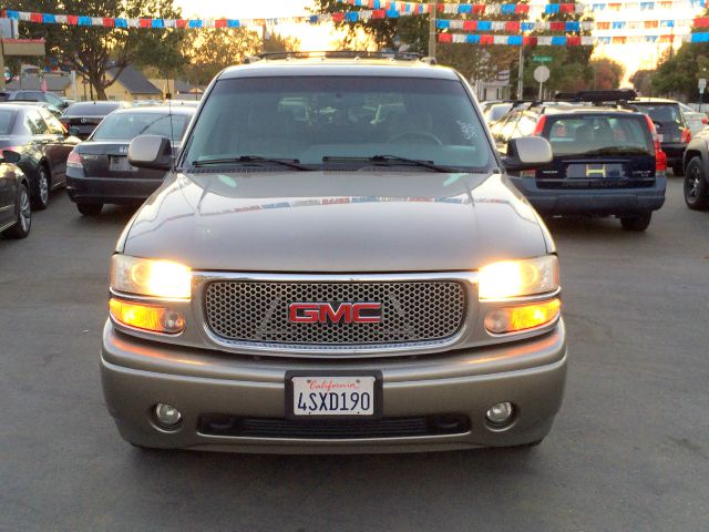 2001 GMC Yukon Base