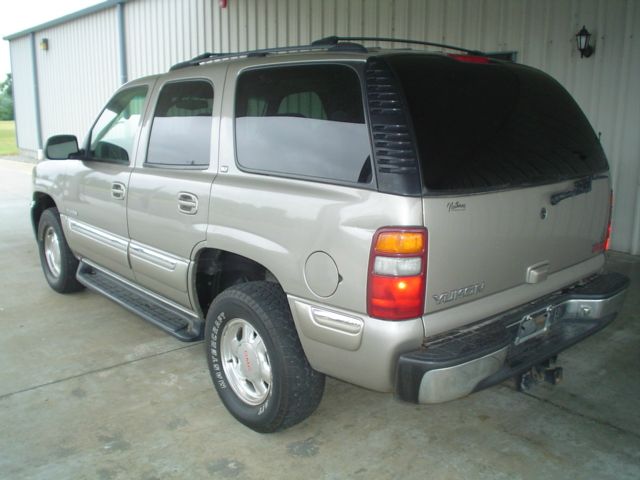 2001 GMC Yukon 4x4 Crew Cab LE
