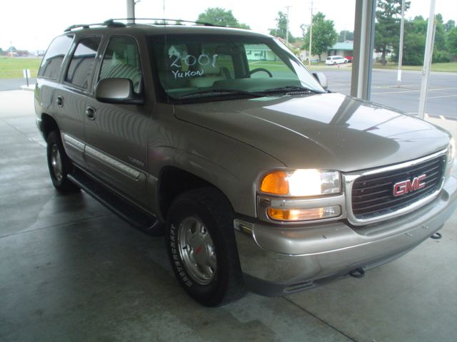 2001 GMC Yukon 4x4 Crew Cab LE