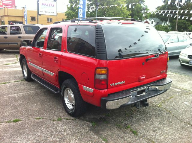 2001 GMC Yukon 4x4 Crew Cab LE