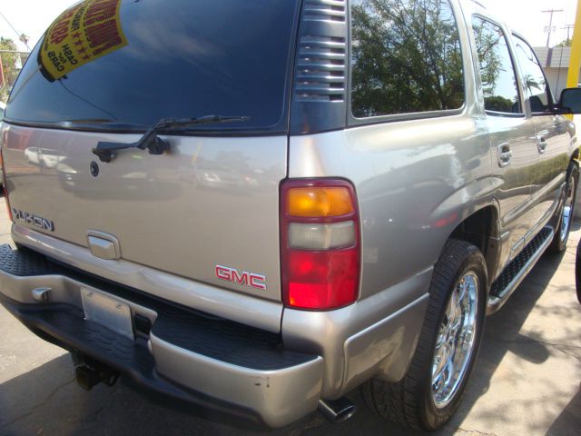 2001 GMC Yukon EX Sedan 4D