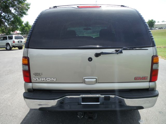 2002 GMC Yukon Ram 3500 Diesel 2-WD