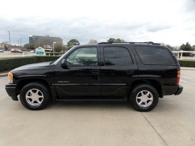 2002 GMC Yukon EX Sedan 4D