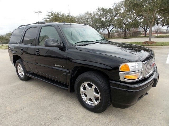 2002 GMC Yukon EX Sedan 4D