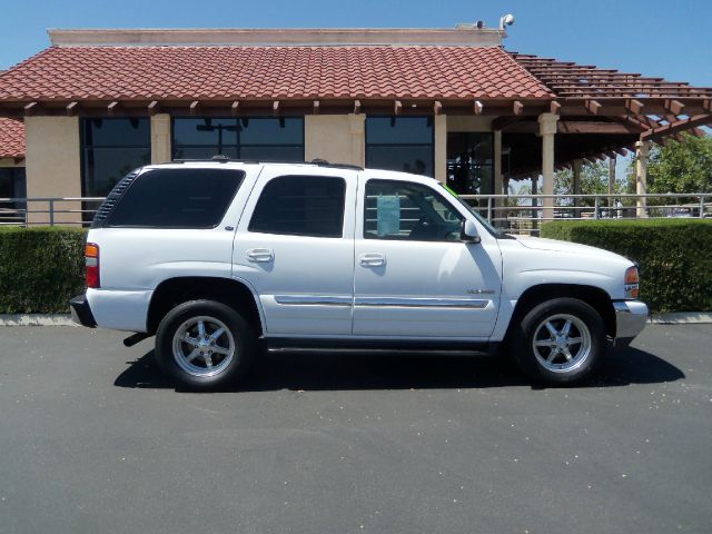 2002 GMC Yukon SLT