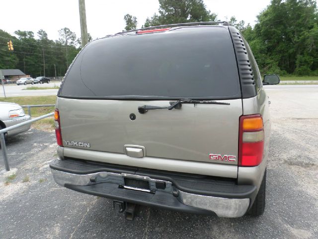 2002 GMC Yukon SLT