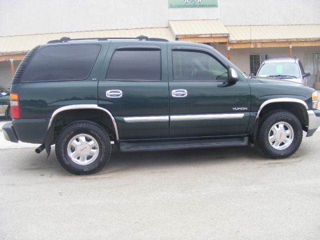 2002 GMC Yukon Ram 3500 Diesel 2-WD