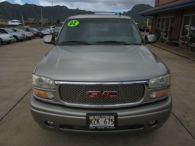2002 GMC Yukon EX Sedan 4D