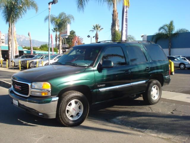 2002 GMC Yukon SLT