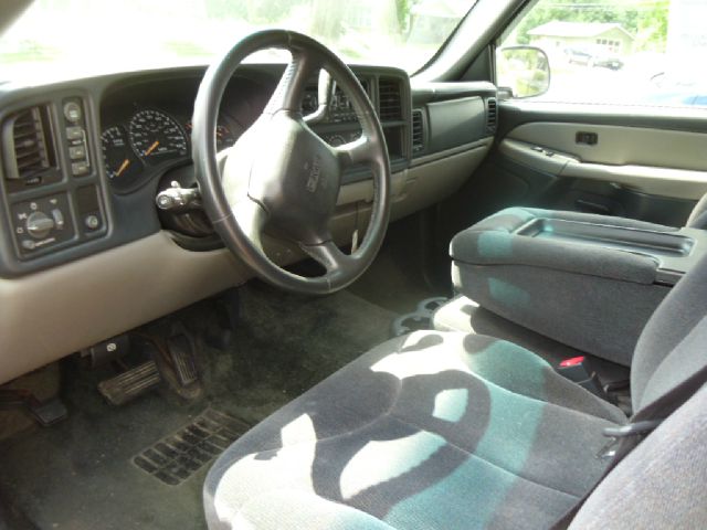 2002 GMC Yukon Ram 3500 Diesel 2-WD