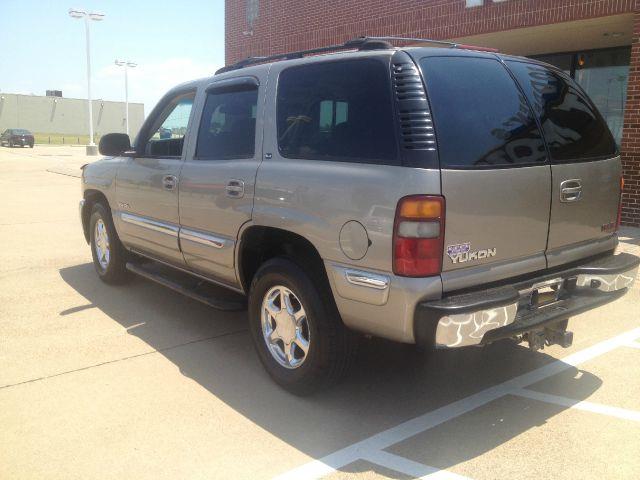 2002 GMC Yukon 4wd