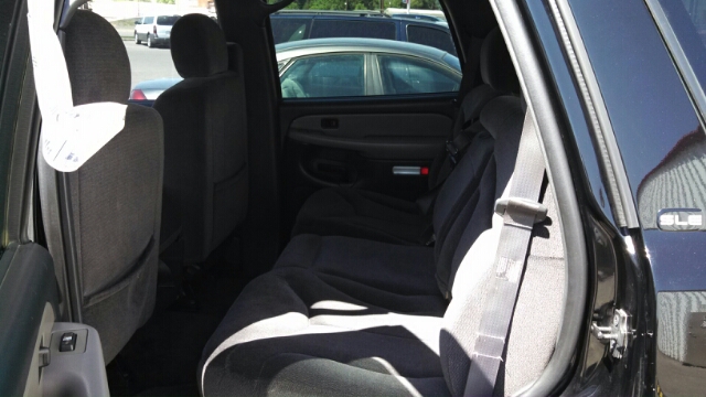 2002 GMC Yukon Autobahn