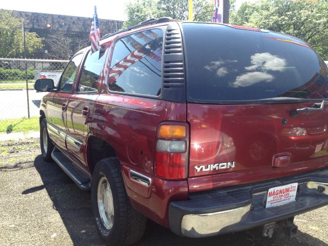 2002 GMC Yukon Ram 3500 Diesel 2-WD