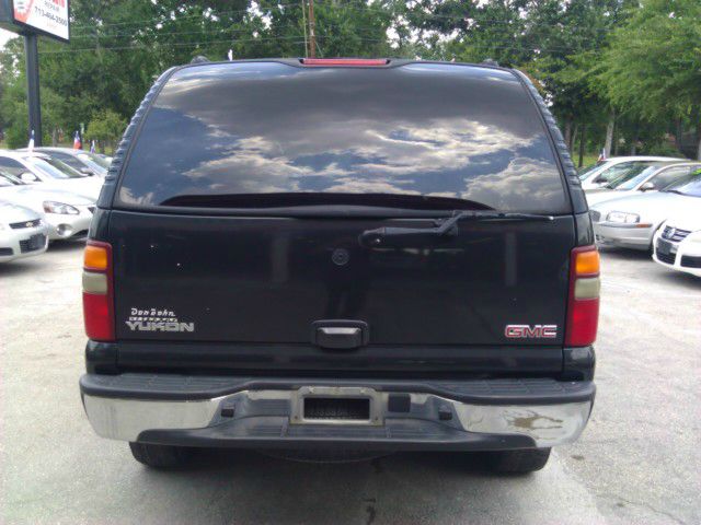 2003 GMC Yukon 4wd