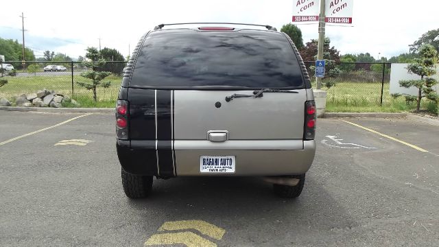 2003 GMC Yukon EX Sedan 4D