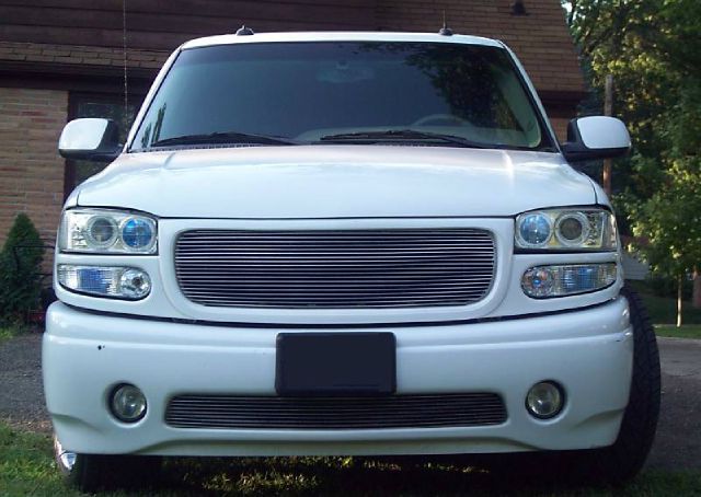 2003 GMC Yukon Unknown