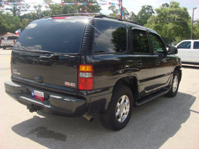 2003 GMC Yukon EX Sedan 4D