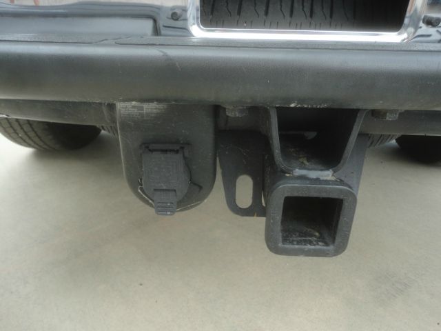 2003 GMC Yukon Ram 3500 Diesel 2-WD