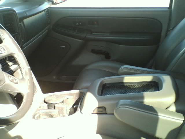 2003 GMC Yukon Ram 3500 Diesel 2-WD