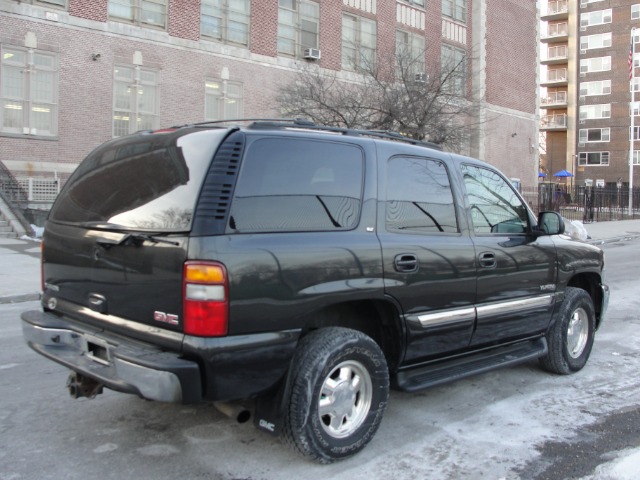 2003 GMC Yukon Ram 3500 Diesel 2-WD