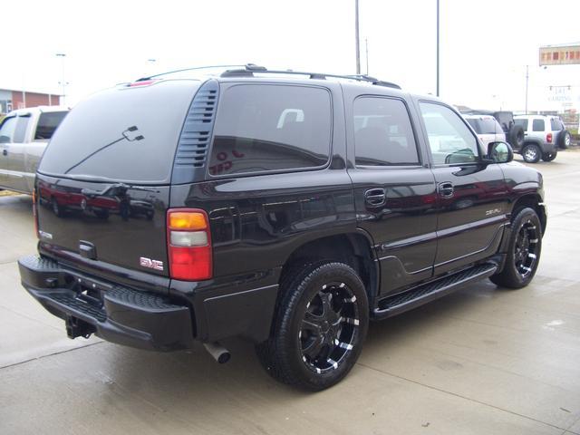 2003 GMC Yukon GT Premium 2-doors