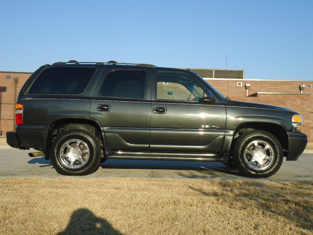 2003 GMC Yukon EX Sedan 4D