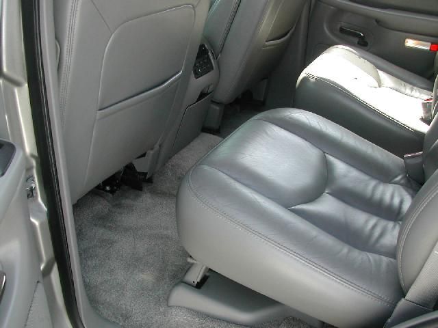 2003 GMC Yukon Base