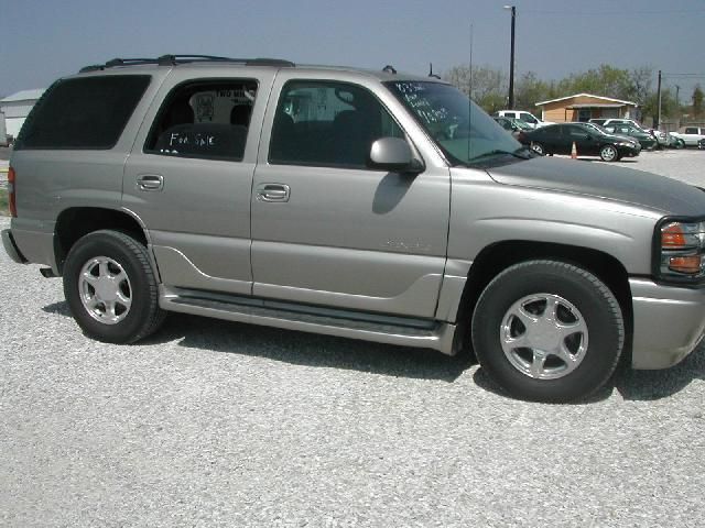 2003 GMC Yukon Base