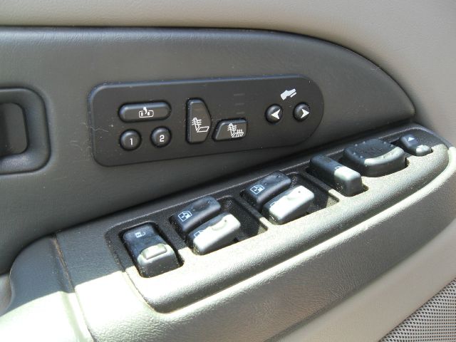 2003 GMC Yukon Ram 3500 Diesel 2-WD