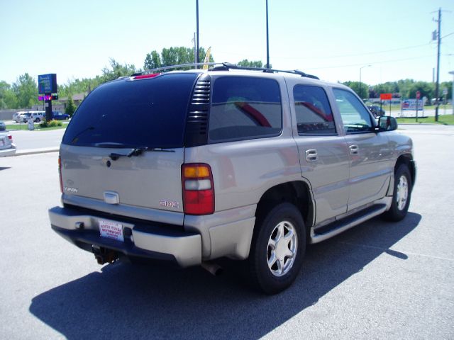 2003 GMC Yukon EX Sedan 4D