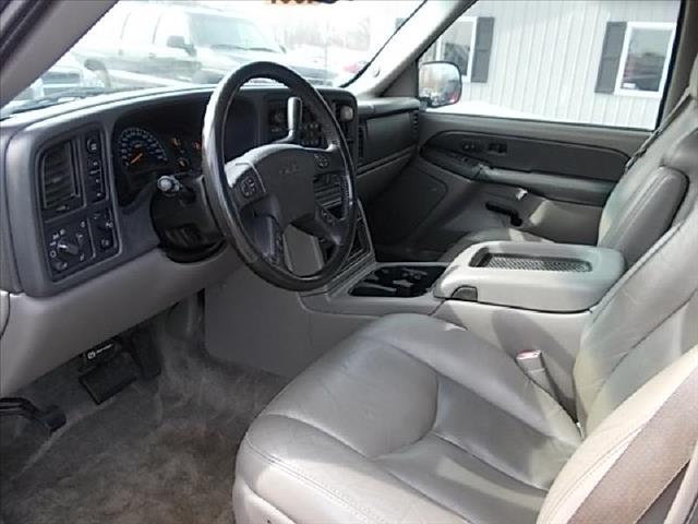 2003 GMC Yukon SLT