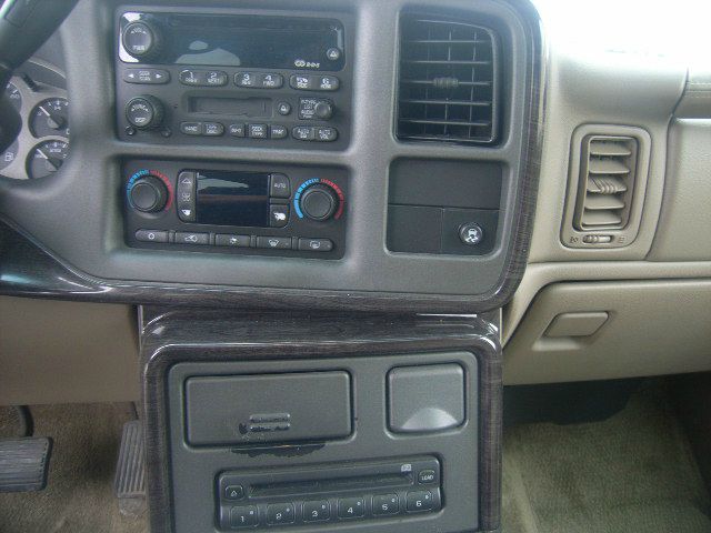 2003 GMC Yukon Base