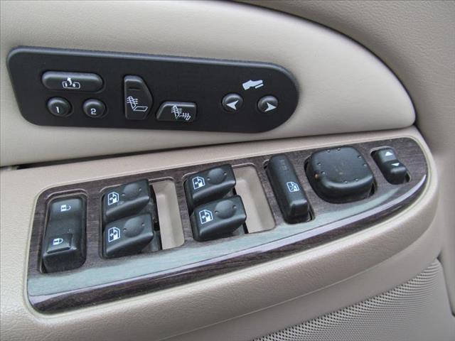 2003 GMC Yukon EX Sedan 4D